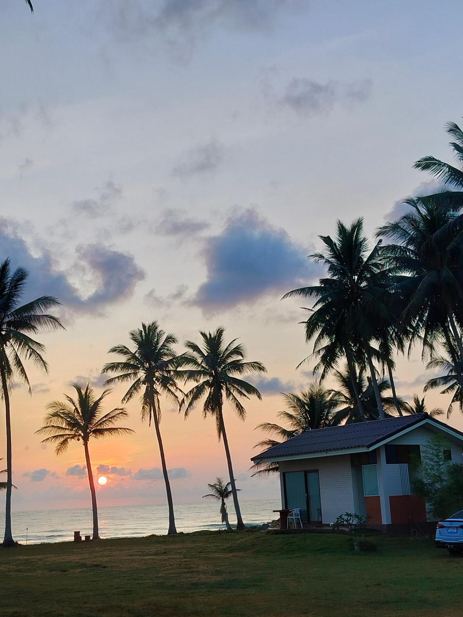 Baan Be Beach Lang Suan Екстериор снимка